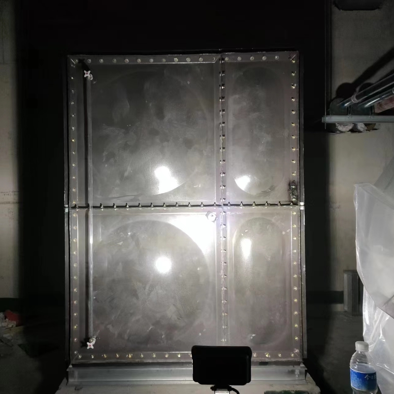 北京中國建築三局項目工程項目搪瓷鋼（gāng）板水箱安裝（zhuāng）完畢